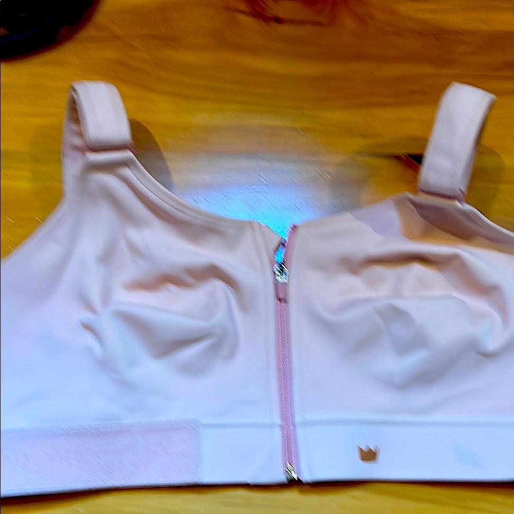Shefit Sports Bra Size 4Luxe